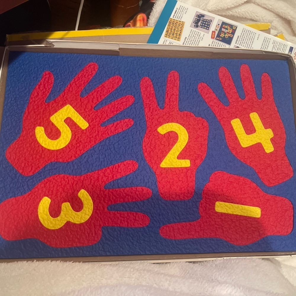 Lauri Foam Puzzle Large Count-My Fingers 2417 Rare! 1984